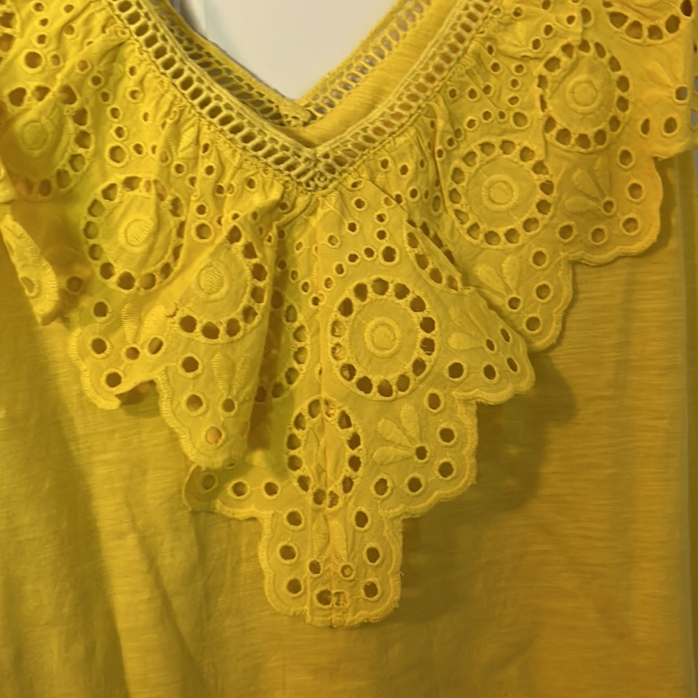 NWT Lilly Pulitzer Resort Yellow Plaza Top - Picture 2 of 5